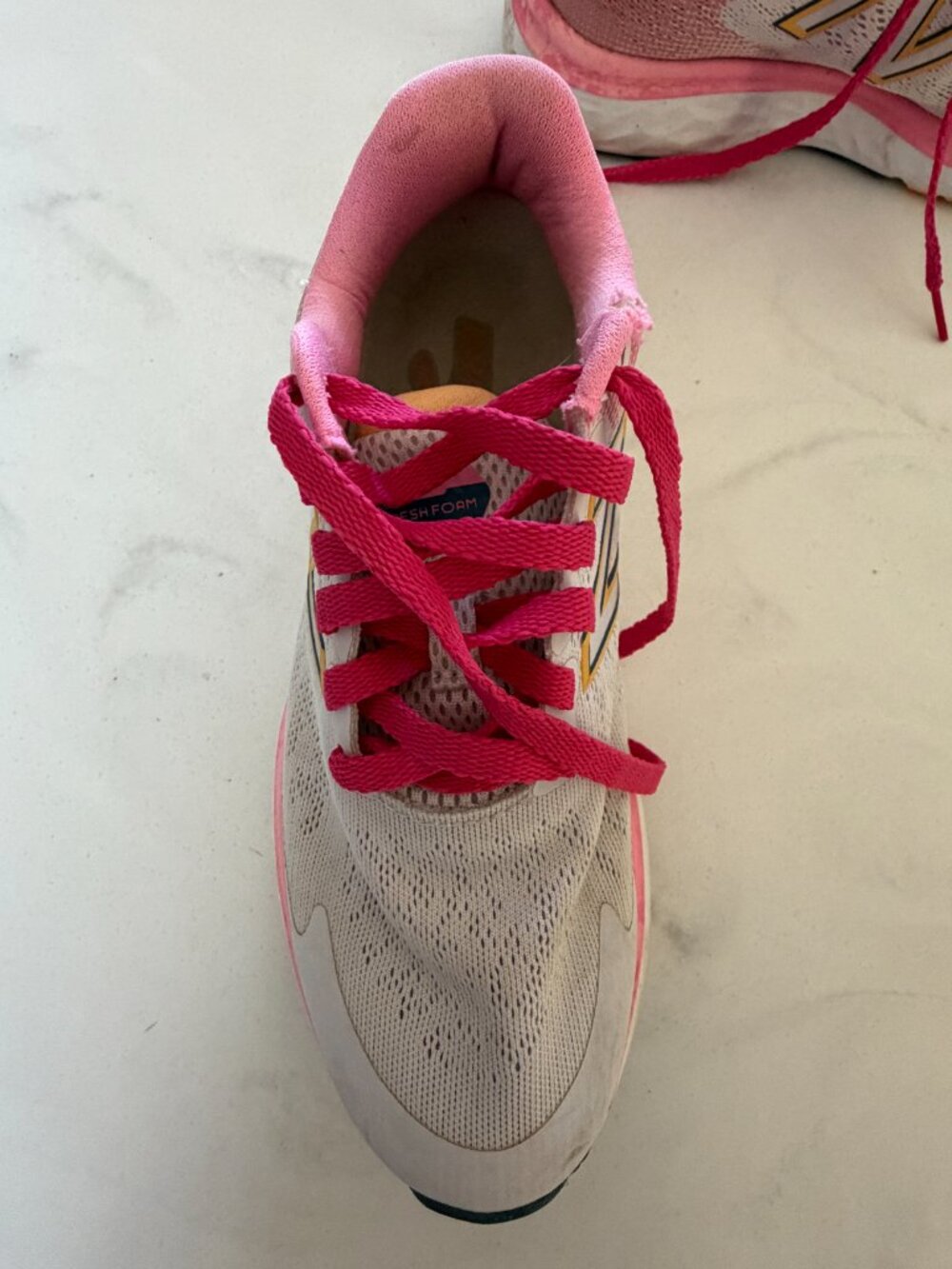 New Balance Fresh Foam 680 v7 Women's Running Shoes Size 8 Pink and White - Picture 13 of 16